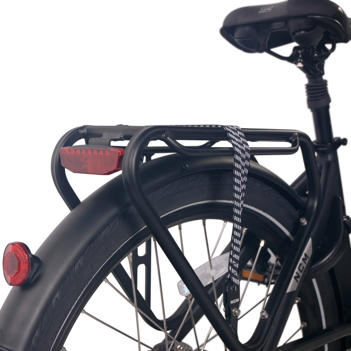 NCM T7s Step Thru Trekking E-Bike, 300W, 48V 19Ah 912Wh Battery